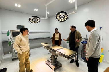 Lucía Gómez puso en funcionamiento el nuevo quirófano del Hospital Anita Eliçagaray de Chaves