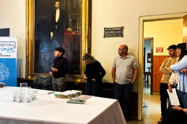 En el Palacio Municipal: Lucía Gómez firmó 26 escrituras para las familias de Adolfo Gonzales Chaves