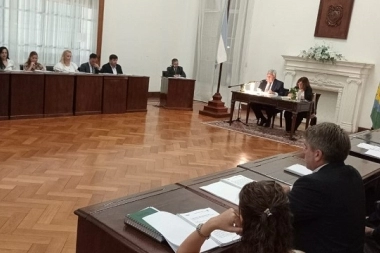 General Villegas: Alegre inauguró sesiones y repasó logros en economía, salud e infraestructura