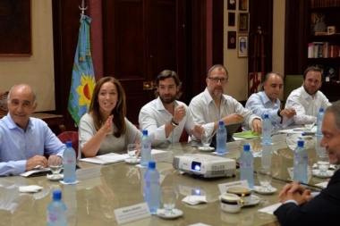Con la paritaria docente en el centro, Vidal volvió a reunir al Gabinete en La Plata
