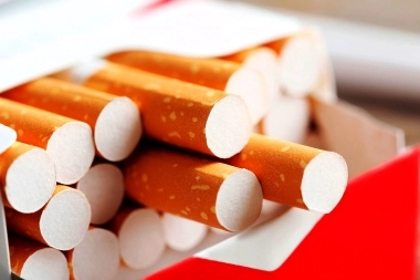 Más subas: los cigarrillos aumentan su precio 14 por ciento desde el lunes