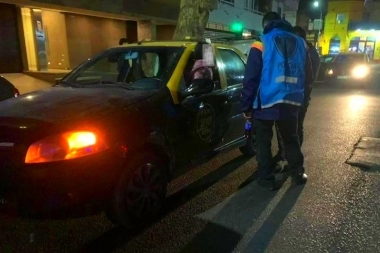 Imperdonable: detenido por distribuir cocaína en un taxi y usar como fachada a la hija de 2 años