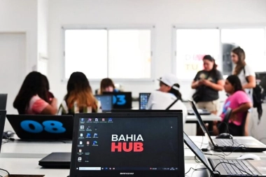 El Bahía HUB reabre sus puertas e inicia sus talleres y cursos gratuitos tras el temporal