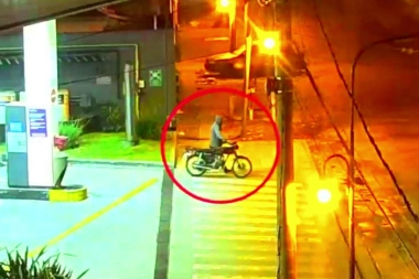 Robó la moto de una casa, se la llevó a la rastra y acabó rodeado por agentes del COT
