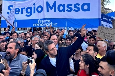 Reapareció Massa para participar de la marcha universitaria contra el veto de Milei