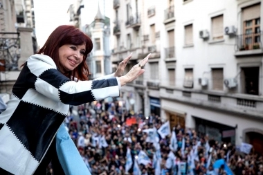 “Vamos a volver”: el mensaje de Cristina en la marcha en defensa de la universidad pública