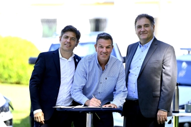 Sciaini firmó el convenio del Fondo de Fortalecimiento de Seguridad para Roque Pérez