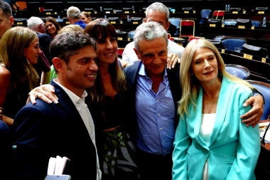 A minutos de la sesión especial, diputados kicillofistas enviaron su proyecto para suspender las PASO