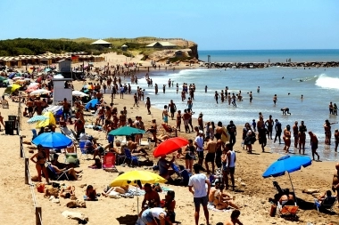 Con el inicio de la temporada, ya subieron 80% los pasajes de colectivo en la Costa bonaerense