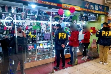 Un tiro para la justicia: detuvieron a una banda que comercializaba celulares robados en Merlo