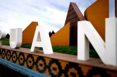 Festejos al aire libre en Puán por el 114º aniversario de Felipe Solá