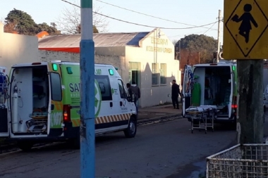 Preocupante: balearon a docente en la puerta de la escuela de Moreno que fue incendiada