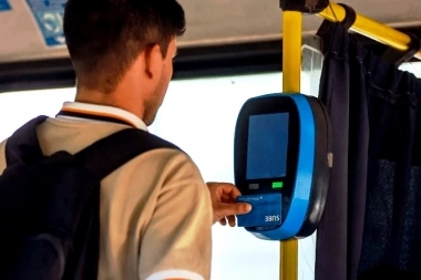 “El único responsable”: desde Nación culparon a Kicillof por no subsidiar el boleto integrado