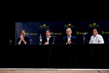 Kicillof encabezó el acto de su espacio, en medio de las tensiones con La Cámpora