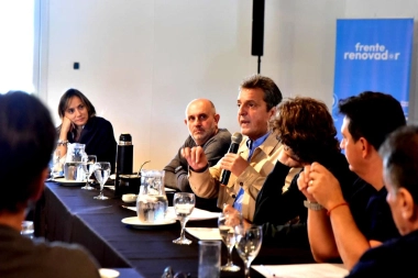 Massa llamó a contribuir a la unidad: "El momento amerita que no haya vanidades, egos, ni caprichos”