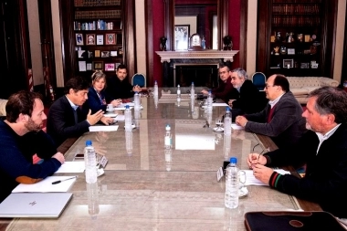 Por cuestiones de agenda, Kicillof postergó su encuentro con intendentes radicales