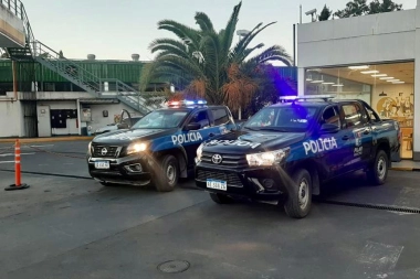 En el peaje de la Panamericana: la Policía Vial de Pilar detuvo a tres personas que transportaban "ladrillos de marihuana"