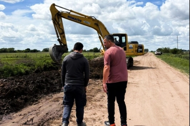 Sciaini anunció una batería de obras en las zonas rurales de Roque Pérez