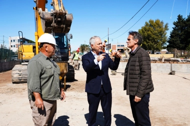 Acceso clave para La Plata: Alak y Katopodis supervisaron las obras del puente del Arroyo El Gato