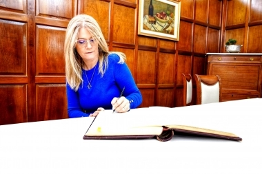 Magario reemplazará a Kicillof y prometió trabajar por el “bienestar” bonaerense