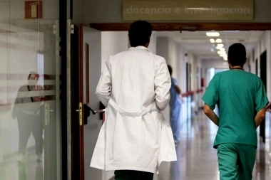 Médicos bonaerenses apuntaron a la Ley Bases y alertan por el fin de las guardias