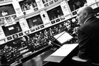 Arde Diputados: La Cámpora y el massismo analizan suspender las PASO pero también aprobar las elecciones concurrentes