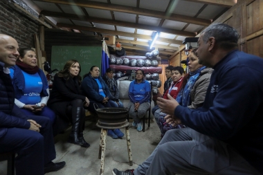 Vidal visitó Pilar y junto a Ducoté se reunieron con trabajadores cooperativistas del distrito