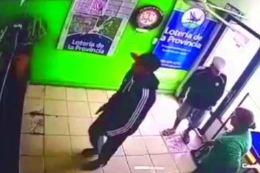 De entrecasa y con una réplica de pistola, entraron a robar una agencia de lotería