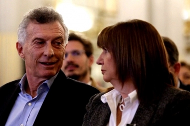 Molesta, Patricia Bullrich cuestionó a Macri por sus dichos en favor de Javier Milei