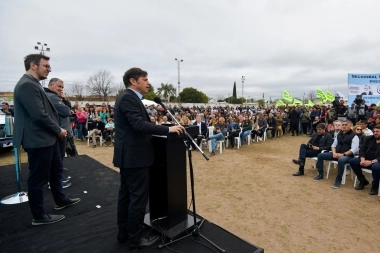 En Ramallo, Kicillof celebró que Cuenta DNI “sea la primera billetera digital que reintegre el IVA”