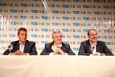 Alberto y Massa fueron a respaldar la candidatura a intendente de Susbielles en Bahía Blanca