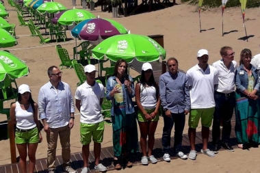 Enojado, Arroyo plantó a Vidal y se fue del acto de Playas Públicas que inauguró la temporada