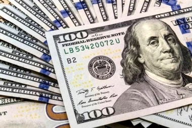 Dólar por las nubes: el “blue” superó los $300 y alcanzó su récord histórico