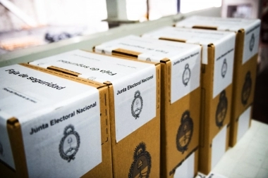 Candidatos en dos listas y en cargos diferentes: la justicia electoral bajó 217 candidaturas