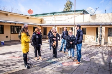 Petrecca destacó su gestión en materia de educación: “Avanzamos en 170 edificios escolares”