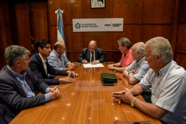Mar del Plata: Arroyo acordó reajuste salarial del 4,2% de la paritaria con trabajadores municipales
