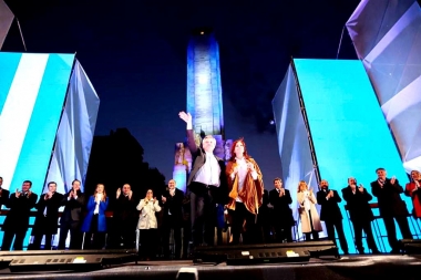 Alberto Fernández y Cristina cierre de campaña en Rosario: “Vamos a recuperar trabajo”