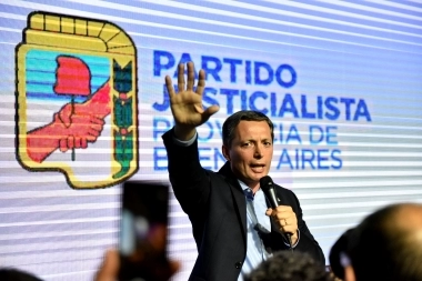 Intendente bonaerense pidió que Máximo y Alberto dimitan a sus presidencias en el Partido Justicialista