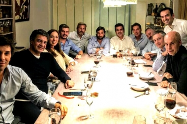 No aclares que oscurece: Peña organizó foto Vidal-Larreta para despejar rumores y respaldar a Macri
