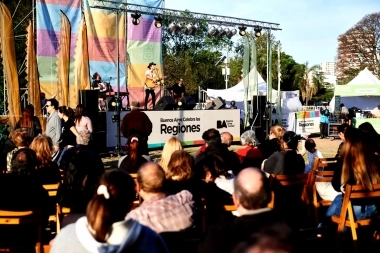 Buenos Aires Celebra las Regiones: más de 30 mil personas presentes