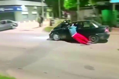 En Florencio Varela un automovilista atropelló a vecinos que protestaban por los cortes de luz