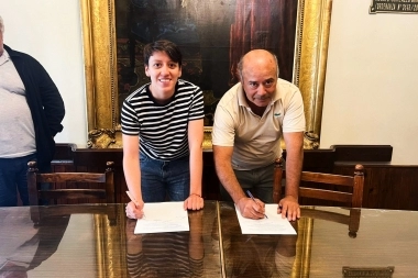 Lucía Gómez acordó un nuevo aumento salarial para municipales en Adolfo Gonzales Chaves