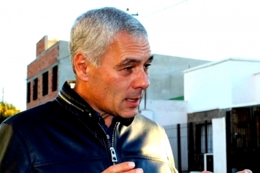 Con palos contra Tolosa Paz, Cagliardi confirmó que buscará una reelección en Berisso