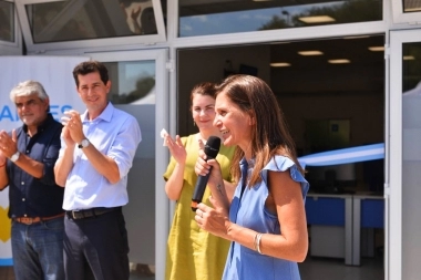 Raverta y “Wado” visitaron a Mariel Fernández e inauguraron una nueva oficina de ANSES