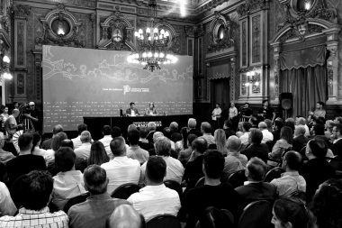 Kicillof dilata el desdoblamiento electoral y apunta a definirlo en una “mesa política” con el peronismo