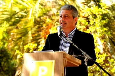 Martínez en contra de las re-reelecciones: “Los mandatos deben tener un fin”