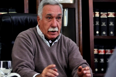 Coronel Suárez: denuncian que Palacio pagó vacaciones a funcionarios y dejó sin fondos el Municipio