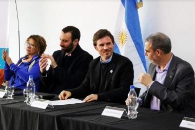 Costa y Villar destacaron a la Comisión de Investigaciones Científicas