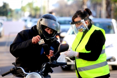 Con operativos en todas las localidades de La Plata, reforzaron los controles de circulación