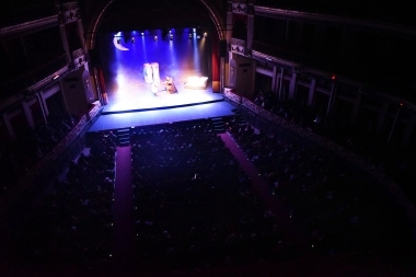 El Coliseo Podestá de La Plata llenó la agenda de octubre: Nito Mestre, Heathers y mucho más